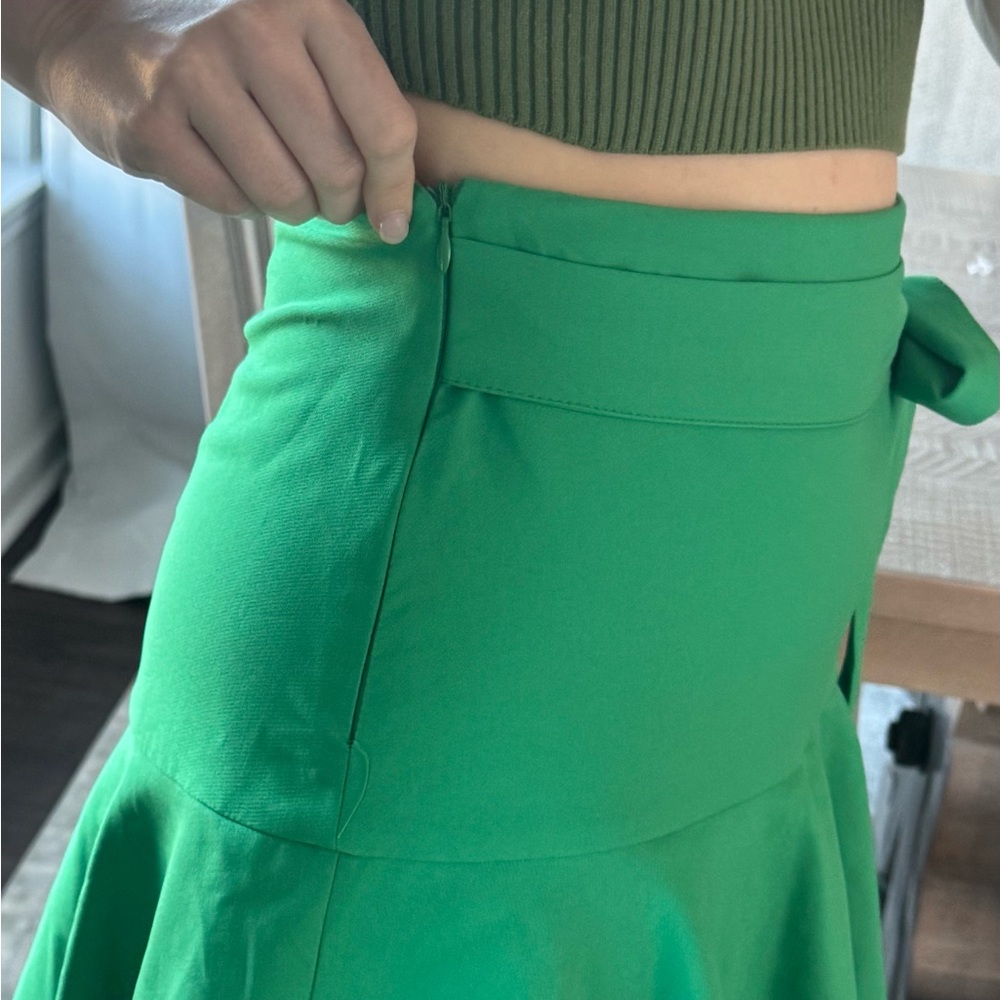 ZARA St Patrick’s Green Wrap Skort Skirt with Shorts Under with Side Tie Bow - Picture 7 of 16